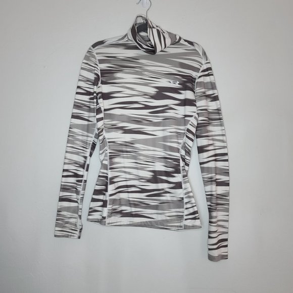Under Amour ColdGear Fitted Printed Turtleneck Gray and White Size Medium - Picture 11 of 12